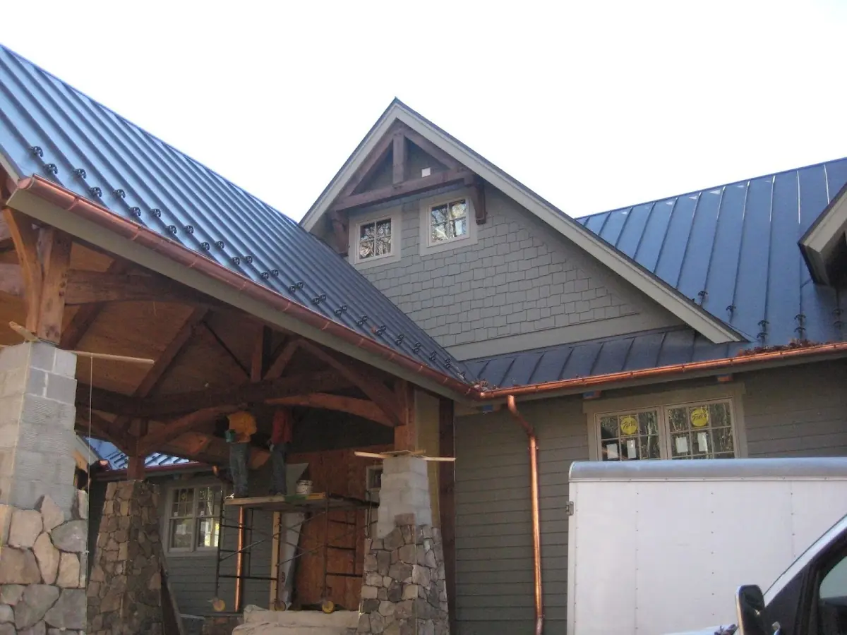 Craftsman Roofing team delivering quality roofing work in Kings Row